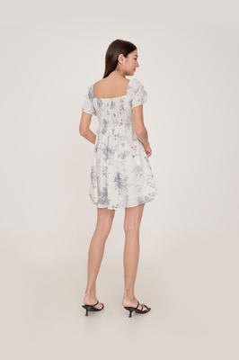 Wallpaper Sweetheart Flutter Sleeve Dress