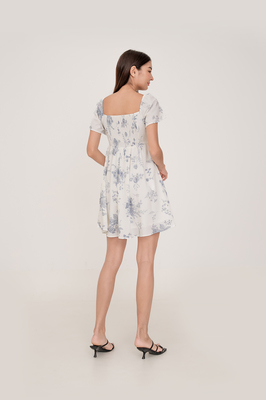 Wallpaper Sweetheart Flutter Sleeve Dress