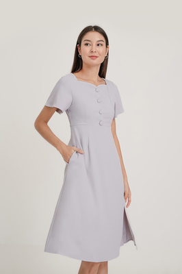 Pearle Sweetheart Midi Dress