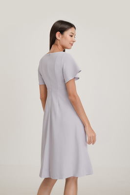 Pearle Sweetheart Midi Dress