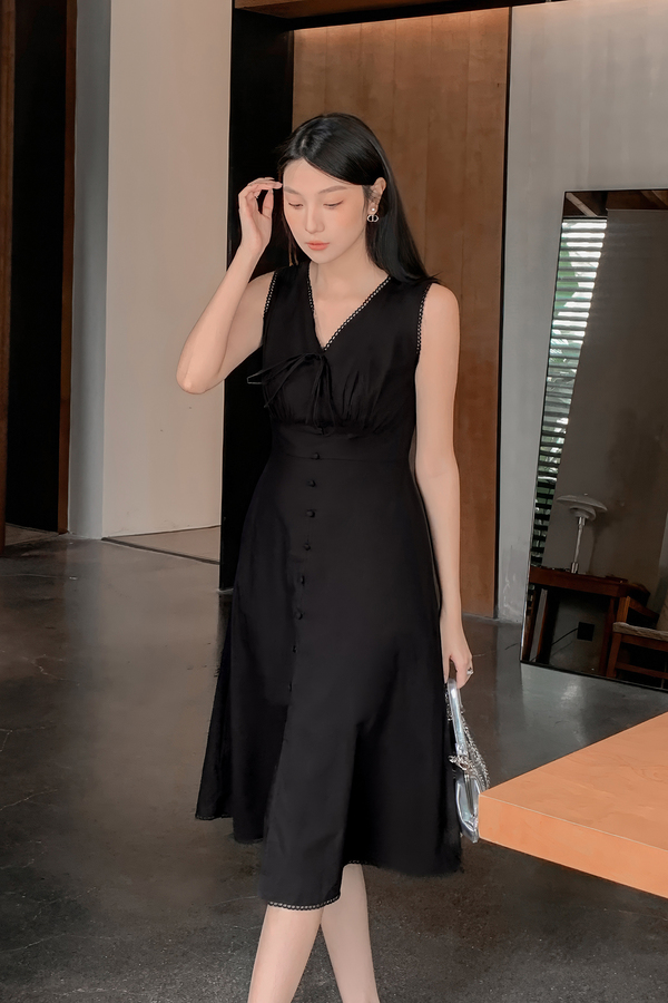 Eclat Button Midi Dress