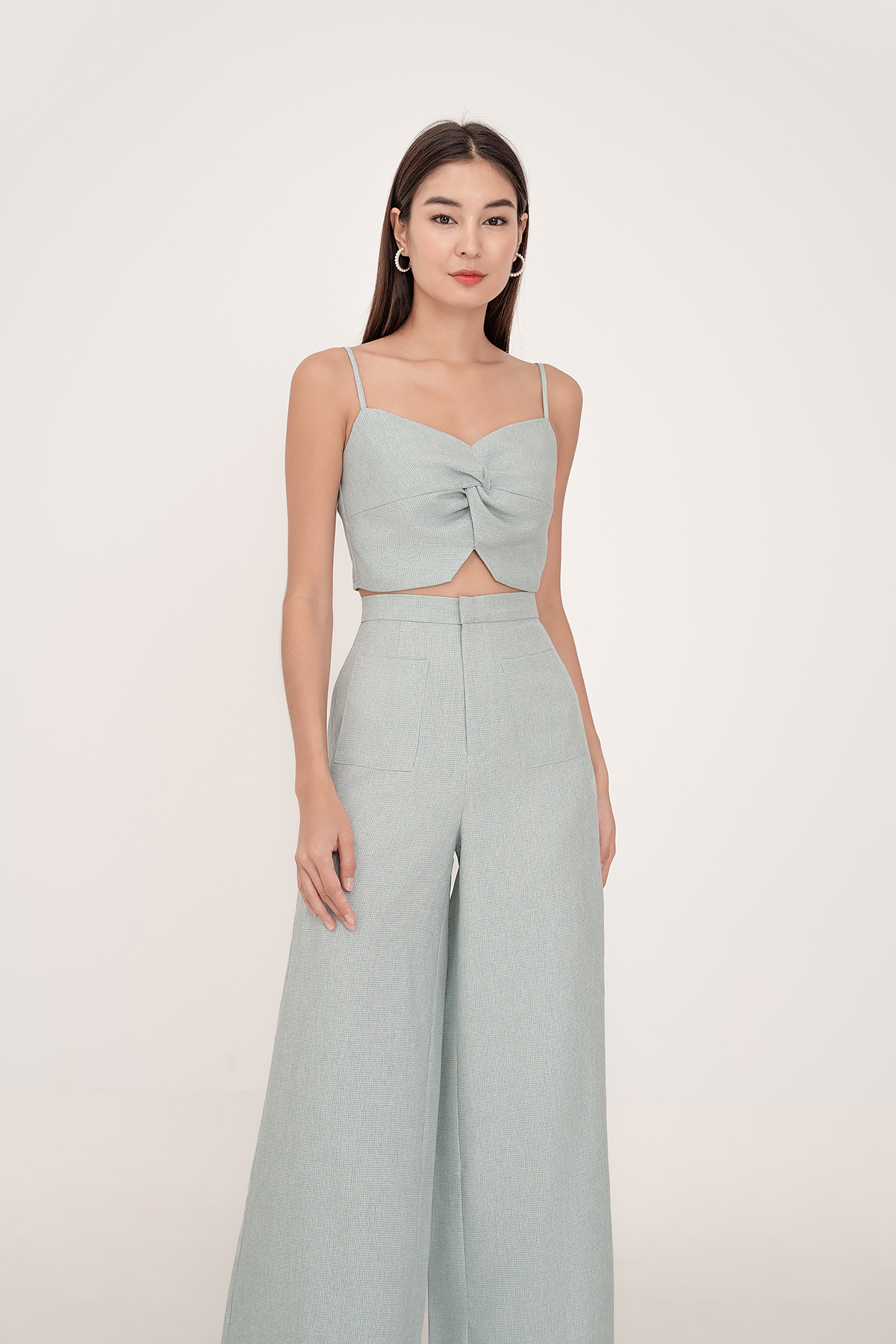 今季LE'RURE Frilled highwaist wide pants