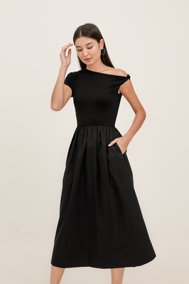 Jody Asymmetric Contrast Maxi