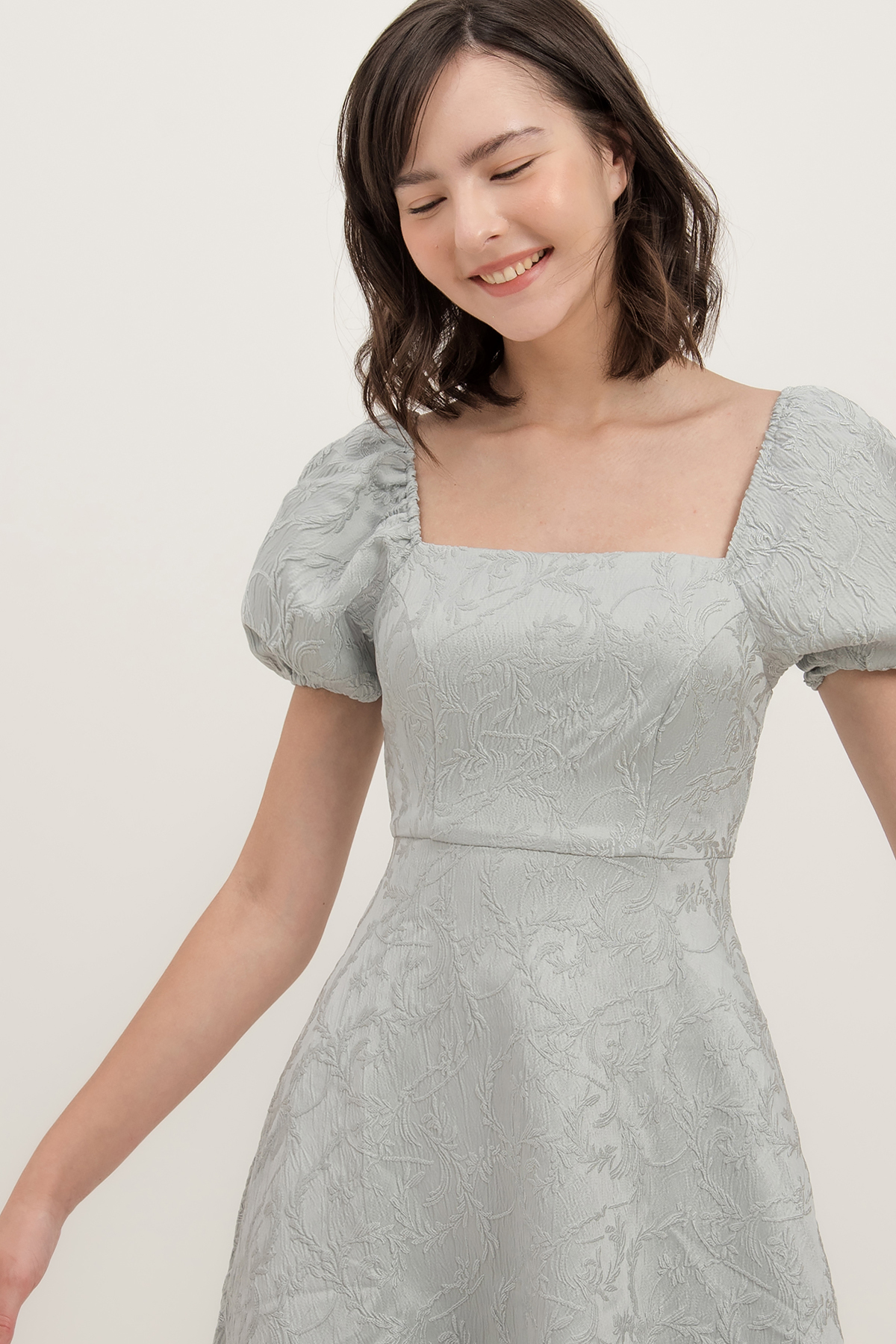 Fayth • Velda Brocade Puff Sleeve Dress