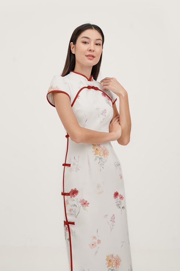 Luna Floral Cheongsam