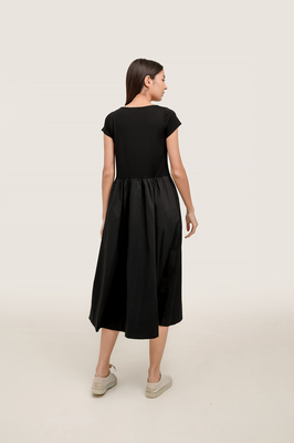 Jodalyn Drop Waist Contrast Dress