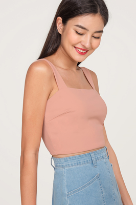 Rei Form Fitted Crop Top