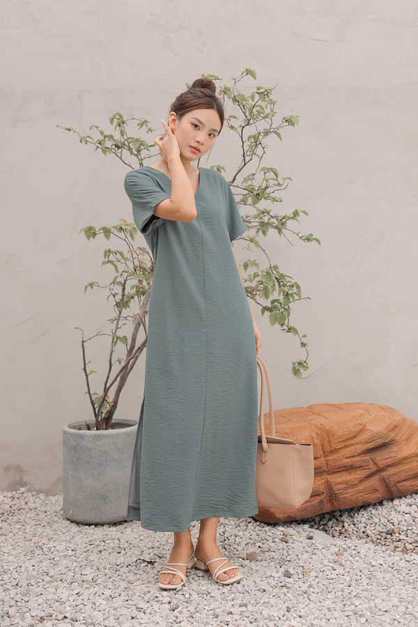 Mihaela Textured Slit Midaxi Dress