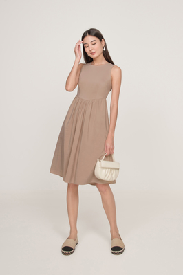 Tory Pocket Midi Dress