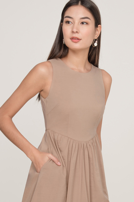 Tory Pocket Midi Dress