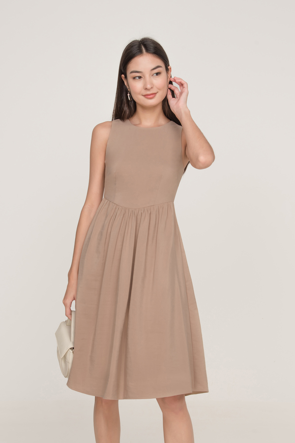 Tory Pocket Midi Dress