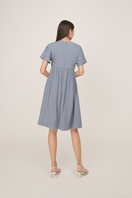Nolie Pocket Midi Dress