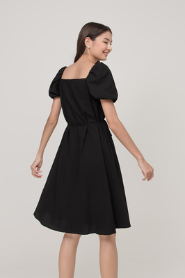 Nayla Puff Sleeve Pocket Midi Dress