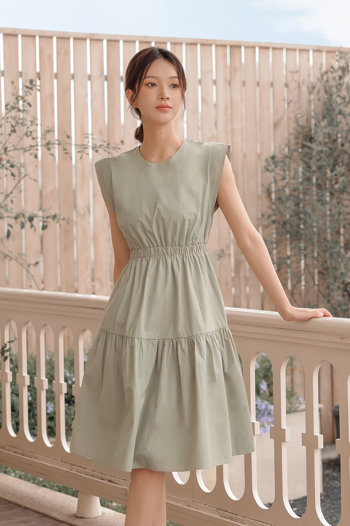 Fayth • Gemma Elastic Waist Pocket Midi Dress