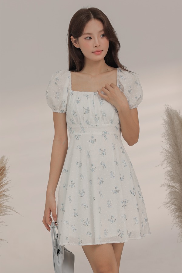 Glasglow Ruched Puff Sleeve Dress
