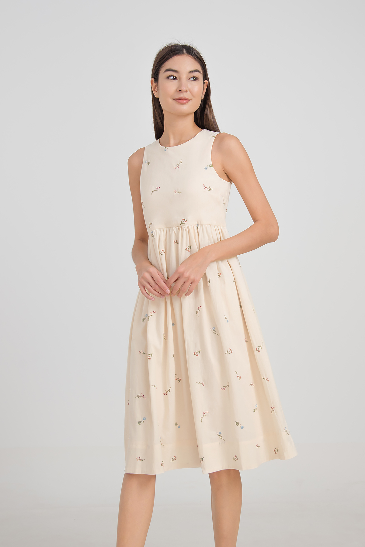Fayth • Ione Embroidered Babydoll Pocket Midi Dress
