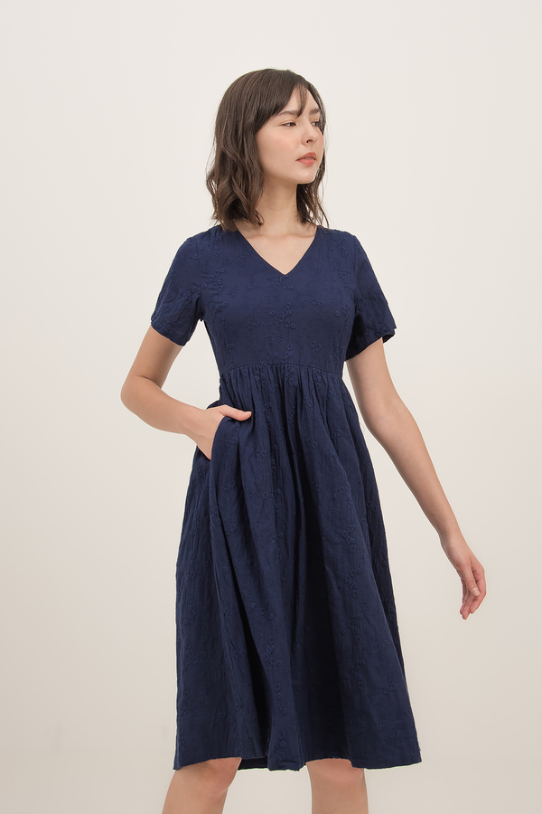 Hanna Broderie Pocket Sleeve Midi Dress