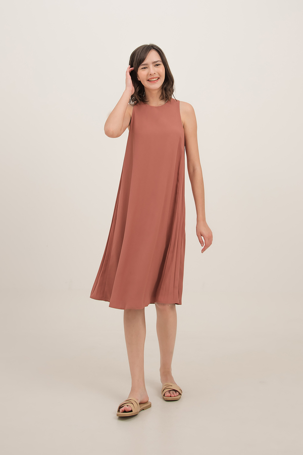 Avent Side Pleated Midi Dress