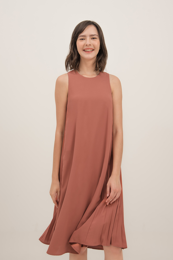 Avent Side Pleated Midi Dress